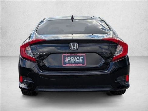 Used 2017 Honda Civic EX image 7