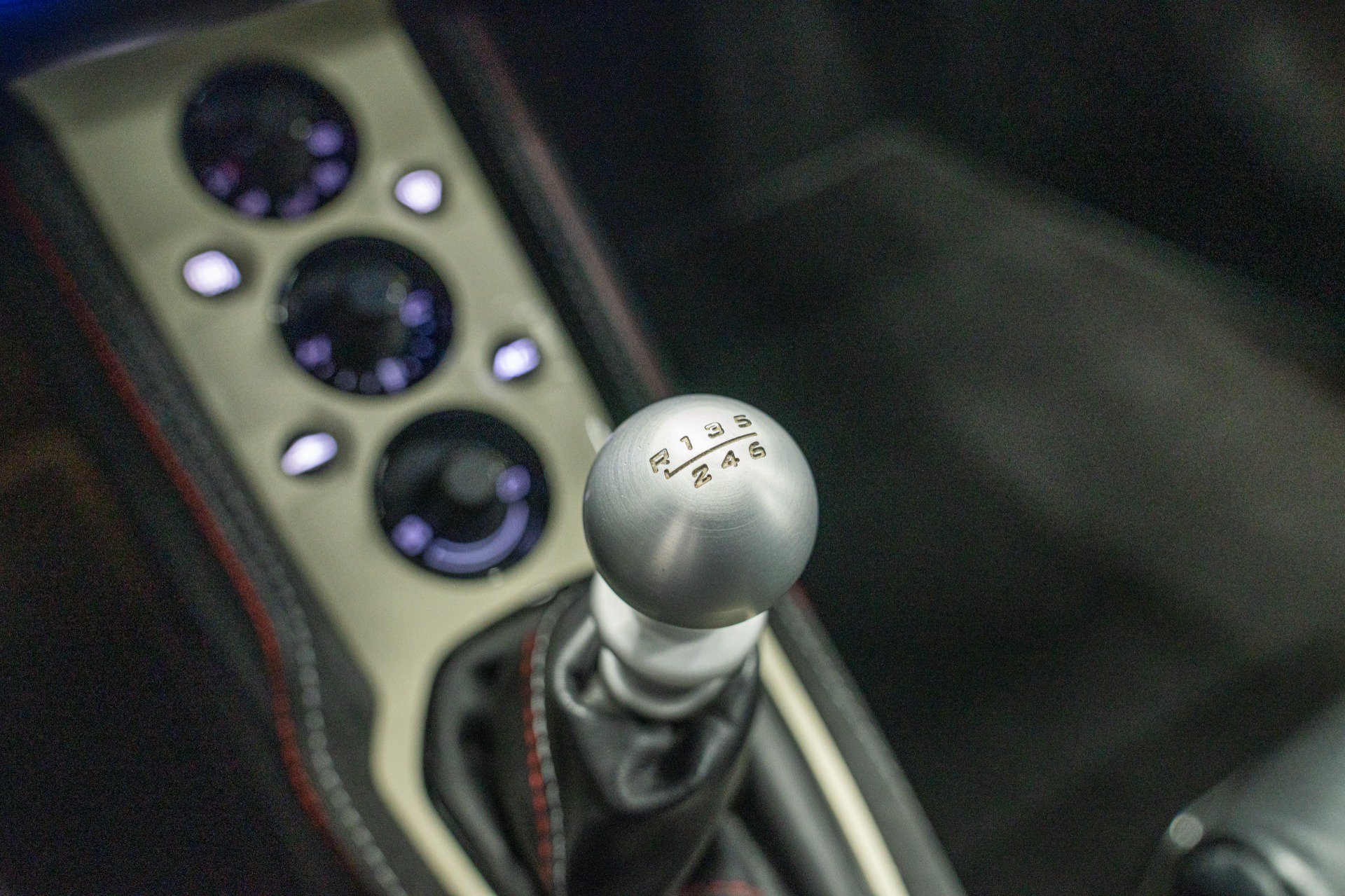 Used 2020 Lotus Evora RWD image 35