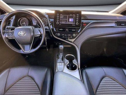 Used 2022 Toyota Camry SE image 7