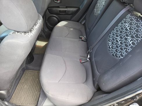 Used 2011 Kia Soul + w/ Audio Pkg FWD image 10