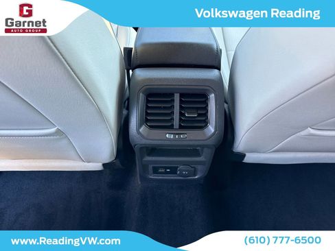 Used 2019 Volkswagen Tiguan SE image 37