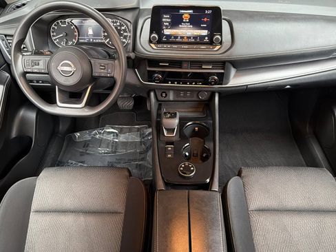 Used 2024 Nissan Rogue SV image 13