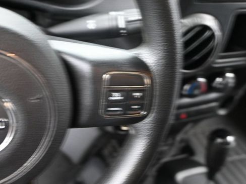 Used 2013 Jeep Wrangler Sport AWD/4WD image 21