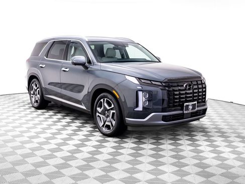 Used 2023 Hyundai Palisade Limited AWD/4WD image 9