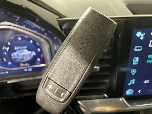 Used 2025 Chevrolet Silverado 1500 RST image 28