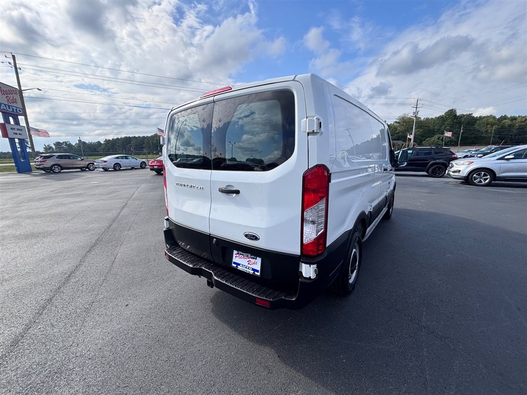 Used 2019 Ford Transit 250 130 Low Roof RWD image 6