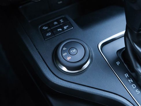 Used 2019 Ford Ranger XLT w/ FX4 Off-Road Package image 31