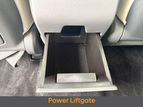 Certified 2025 Hyundai Santa Fe SEL FWD image 11