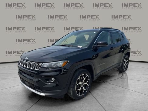 Used 2025 Jeep Compass Limited AWD/4WD image 1