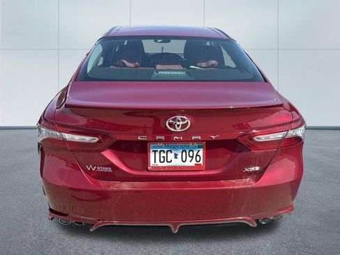 Used 2018 Toyota Camry XSE FWD image 8