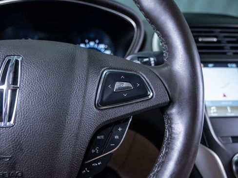 Used 2019 Lincoln MKC Select w/ Select Plus Package image 23