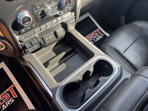 Used 2022 GMC Sierra 1500 SLT w/ SLT Premium Package RWD image 28