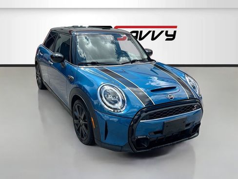 Used 2022 MINI Cooper S FWD image 1