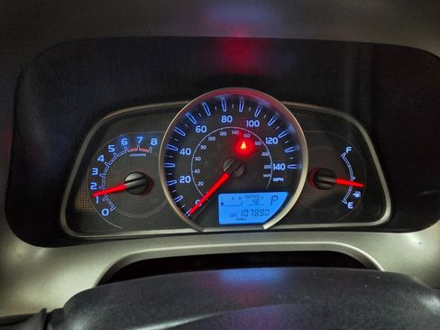 Used 2015 Toyota RAV4 LE image 26