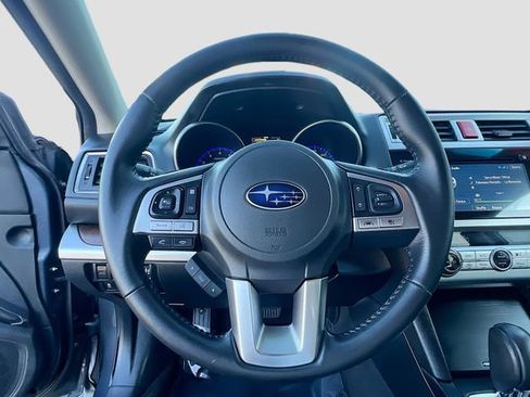 Used 2016 Subaru Outback 2.5i Limited image 11