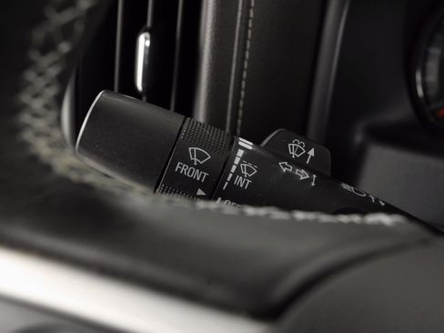 Used 2018 GMC Sierra 1500 SLE image 30