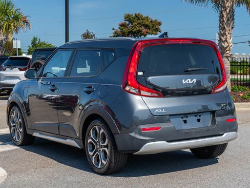 Used 2022 Kia Soul X-Line FWD image 5