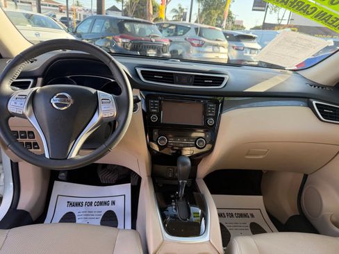Used 2016 Nissan Rogue SL w/ SL Premium Package AWD/4WD image 11