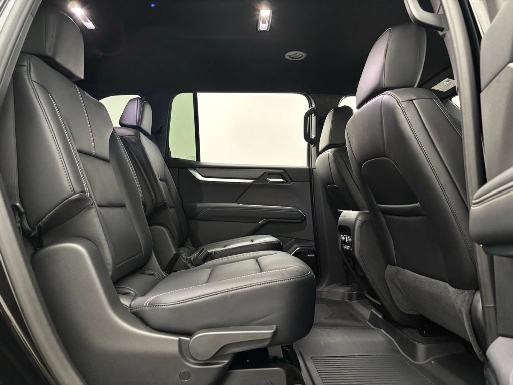 New 2026 GMC Acadia Elevation w/ Elevation Premium Package FWD image 38