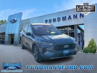 New 2026 Ford Escape ST-Line w/ Cold Weather Package video 1