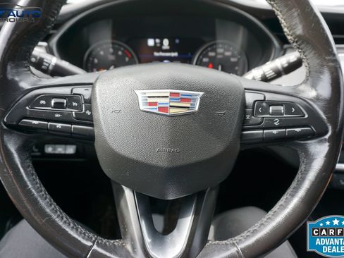 Used 2019 Cadillac XT4 Premium Luxury w/ Technology Package FWD image 39