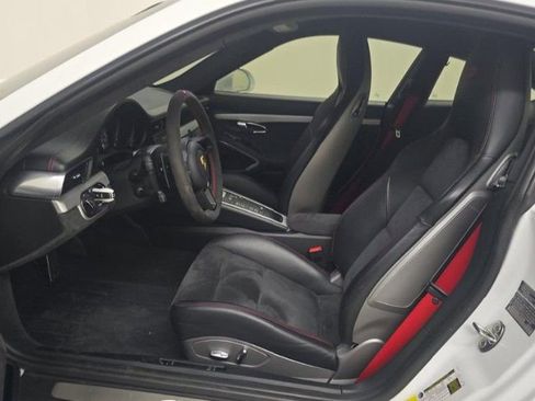 Used 2014 Porsche 911 GT3 w/ Sound Package Plus image 5