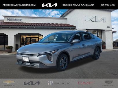 New 2025 Kia K4 LXS