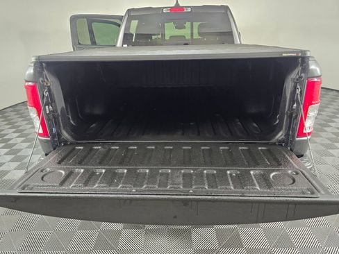 Used 2019 RAM 1500 Big Horn AWD/4WD image 15