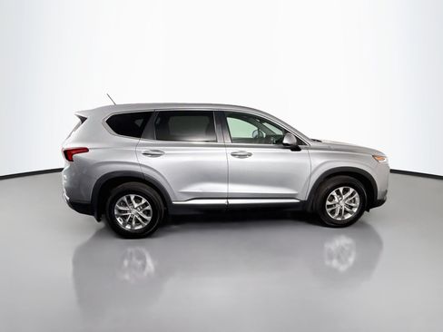 Used 2020 Hyundai Santa Fe SE FWD image 11