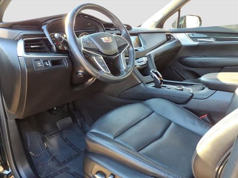 Certified 2022 Cadillac XT5 Premium Luxury image 12