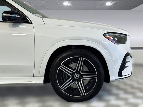 Used 2025 Mercedes-Benz GLE 450 4MATIC image 35
