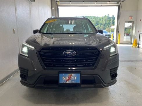 Used 2024 Subaru Forester AWD/4WD image 4