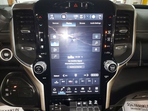 Used 2024 RAM 2500 Laramie image 22