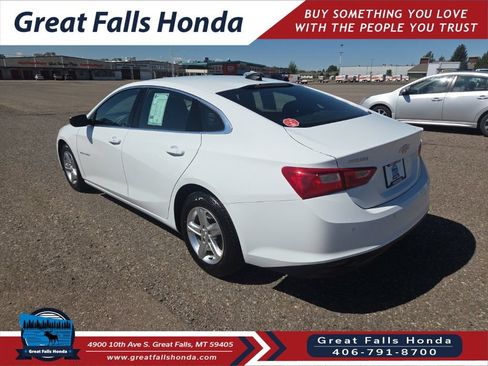 Used 2023 Chevrolet Malibu LS w/ Driver Confidence Package FWD image 5