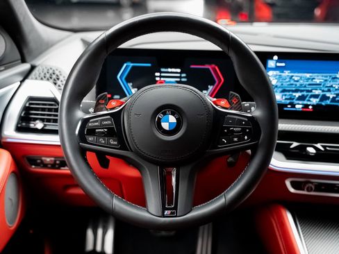 Used 2023 BMW XM image 45