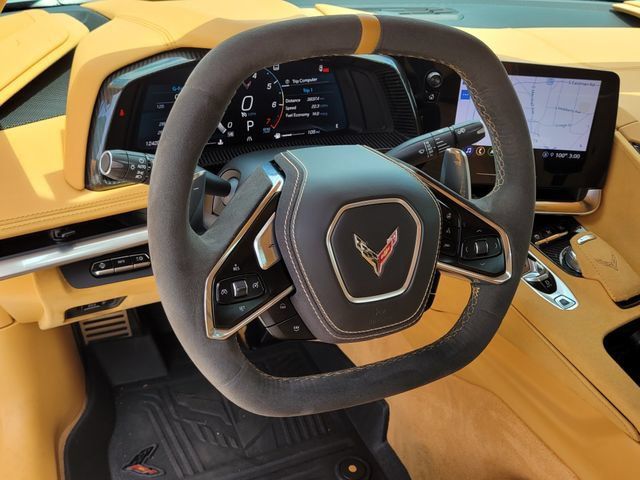 Used 2021 Chevrolet Corvette Stingray Premium Cpe w/ Z51 Performance Package RWD image 11