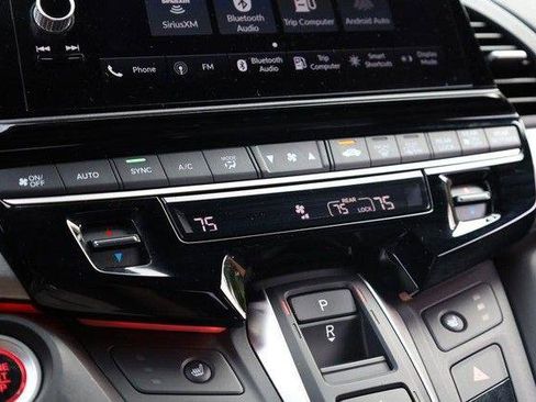 Used 2025 Honda Odyssey Sport-L image 16