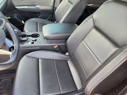 Used 2021 Volkswagen Atlas Cross Sport SE image 7