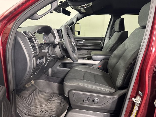 Used 2025 RAM 1500 Big Horn AWD/4WD image 10