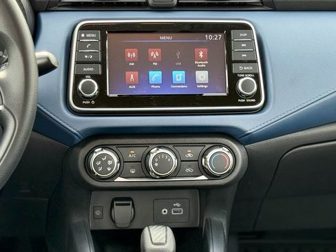 New 2025 Nissan Versa SV image 20