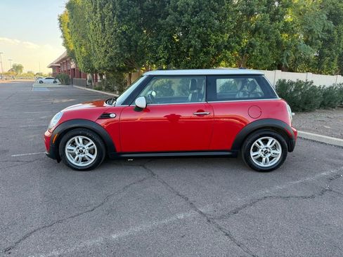 Used 2012 MINI Cooper Hardtop image 5