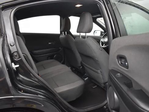Used 2022 Honda HR-V Sport image 18