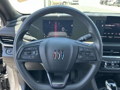 Certified 2024 Buick Envista Preferred FWD image 13