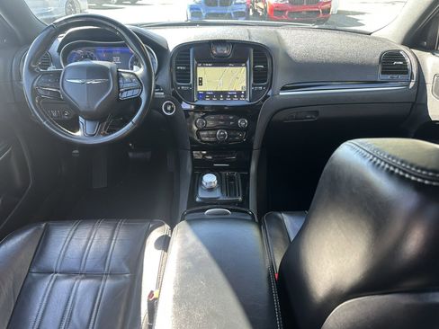 Used 2022 Chrysler 300 S image 17