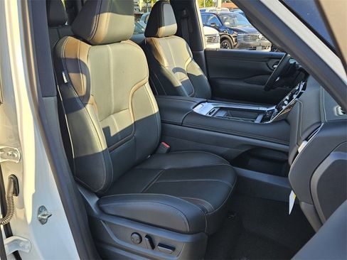 New 2026 Nissan Armada SL w/ Captain's Chari Seat Package image 16