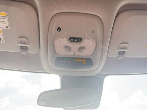 Used 2022 RAM 1500 Lone Star AWD/4WD image 16