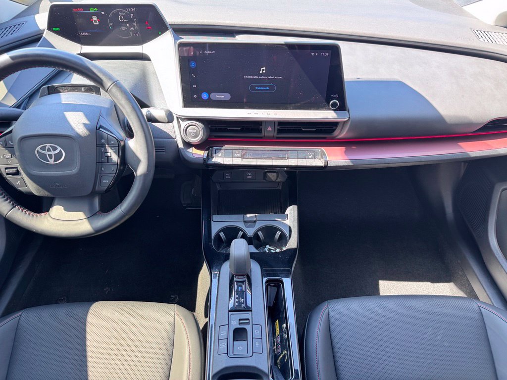 Used 2025 Toyota Prius Plug-In Hybrid FWD image 12
