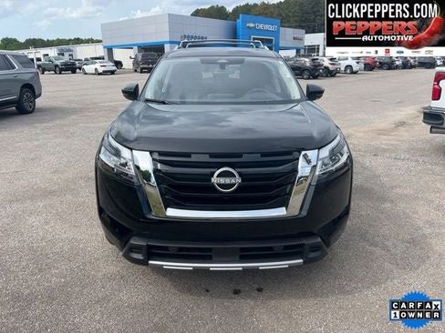Used 2024 Nissan Pathfinder Platinum w/ Cargo Package FWD image 13