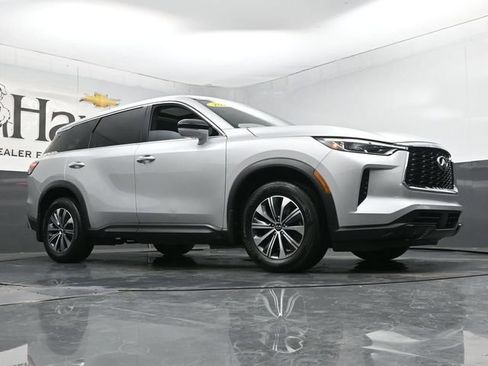 Used 2023 INFINITI QX60 Pure AWD/4WD image 2