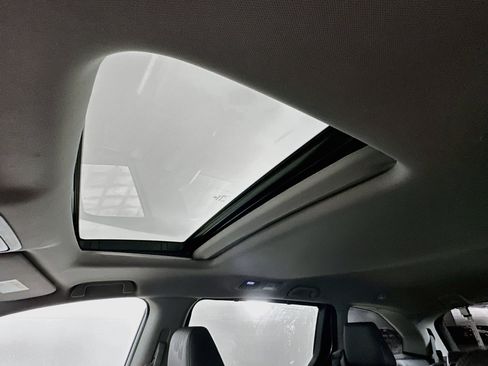 Used 2021 Honda Odyssey EX-L image 25